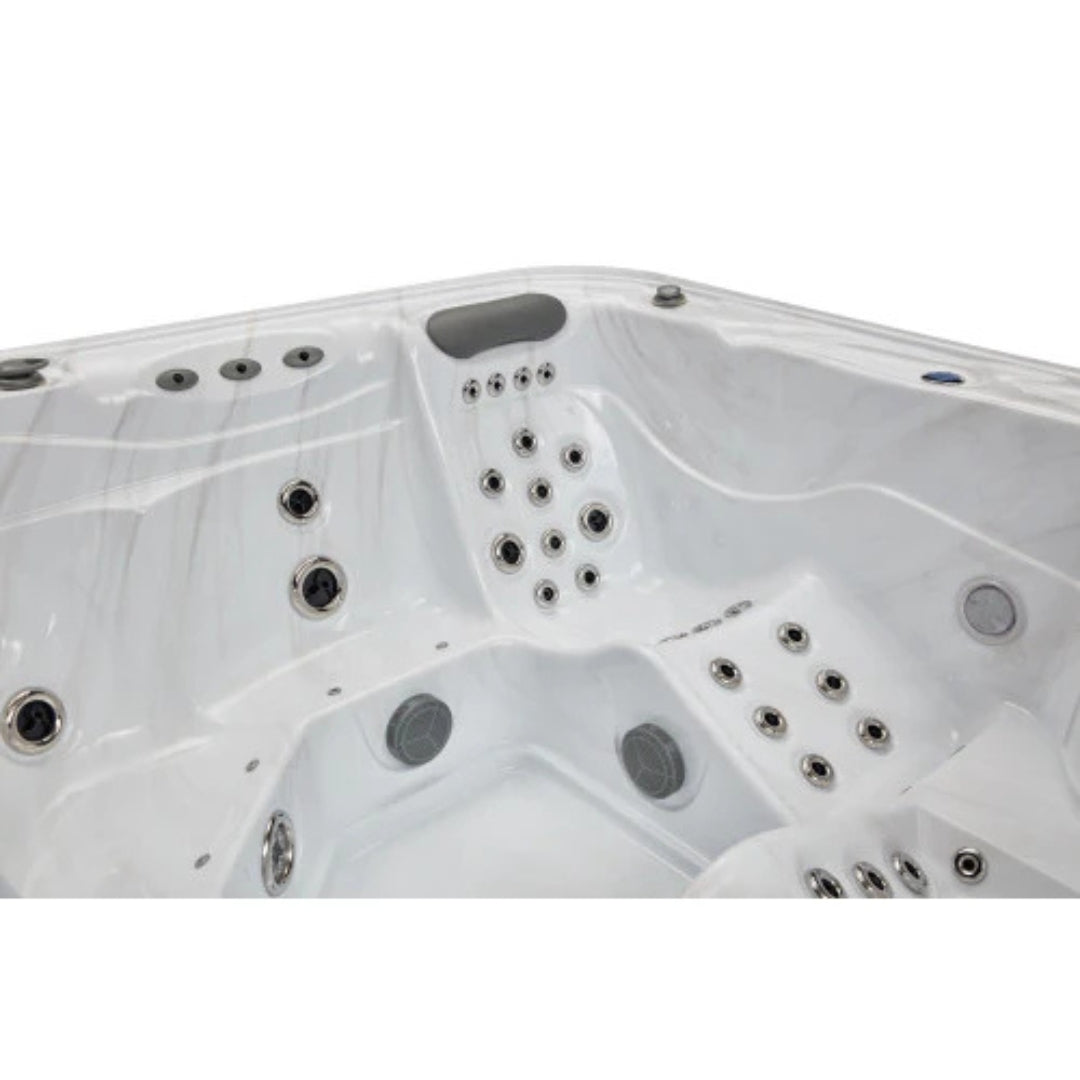 5-person Hot Tub (WS-594-CGE) Luxury Spas Infinity