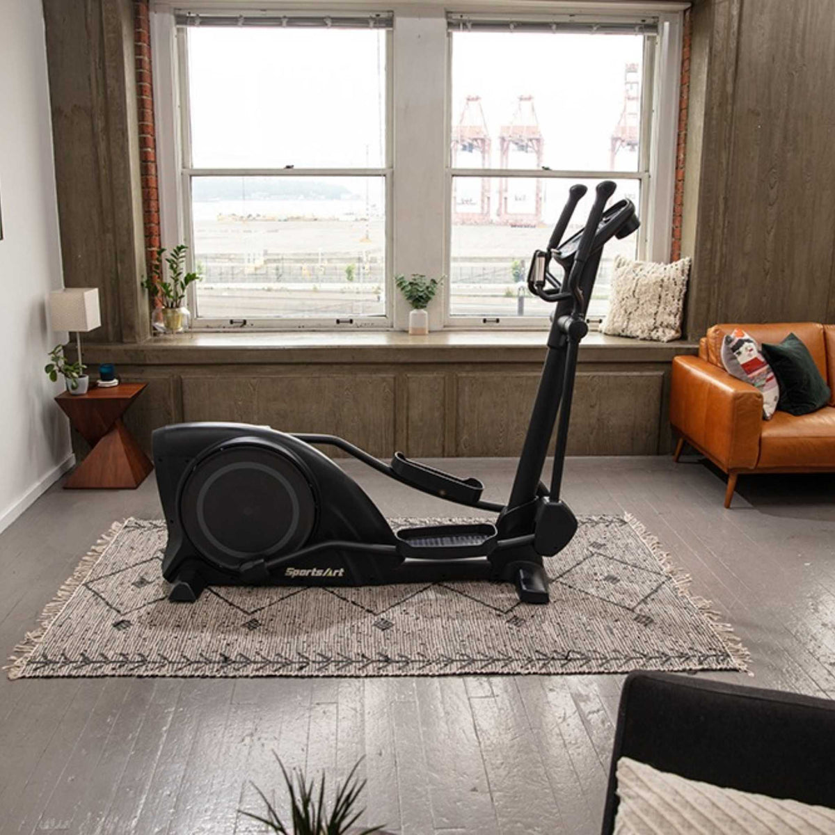 E80C Residential Elliptical by SportsArt