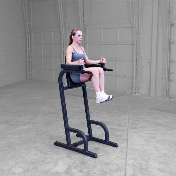 GVKR60B Knee Raise Workout Action