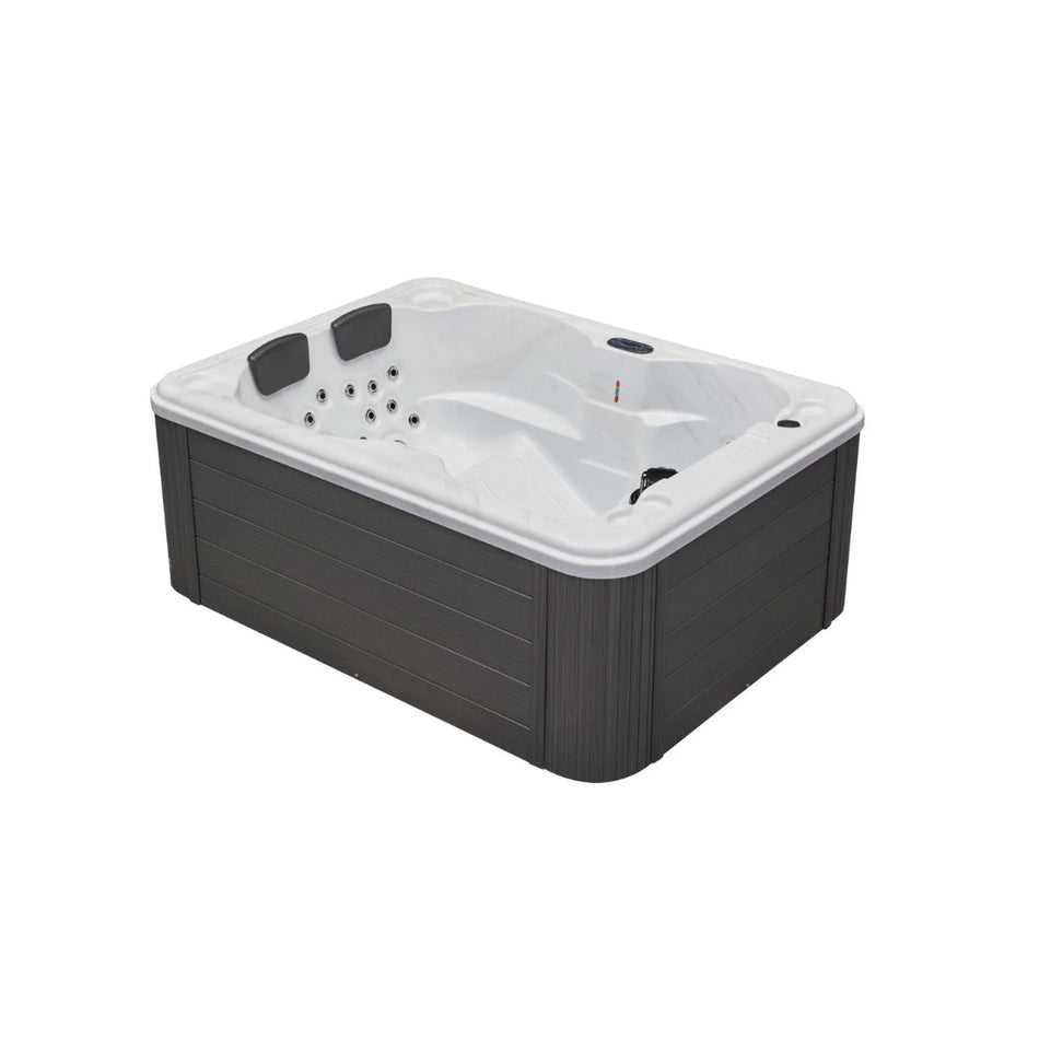 Luxury Spas Regal 4-Person Hot Tub