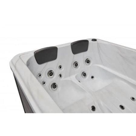 Luxury Spas Riley 26-Jets