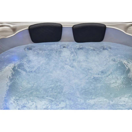 Luxury Spas Studio Regal With Water