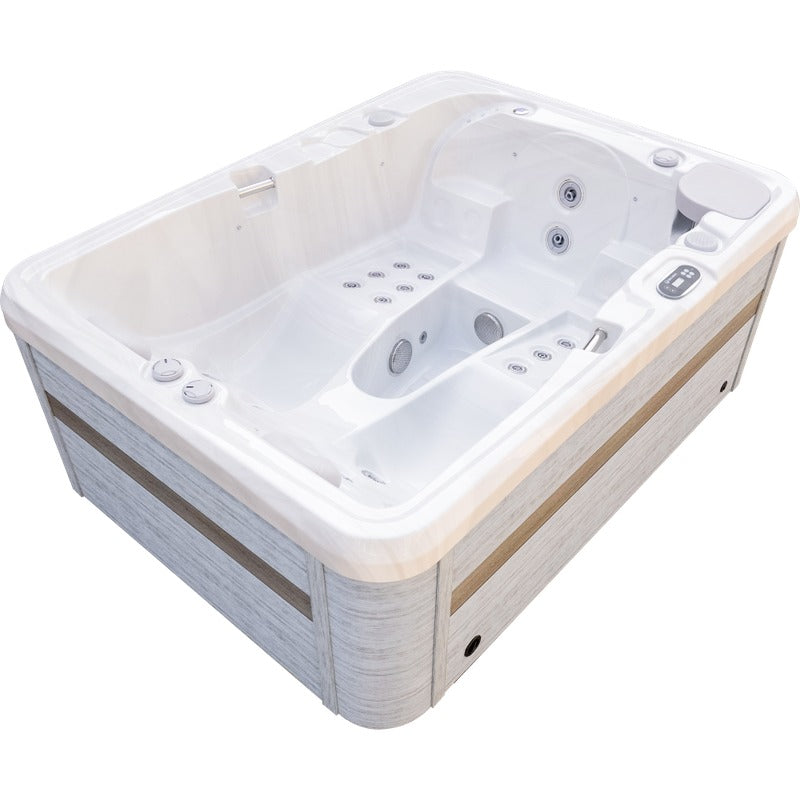 Luxury Spas Largo 3 Person Plug and Play Hot Tub