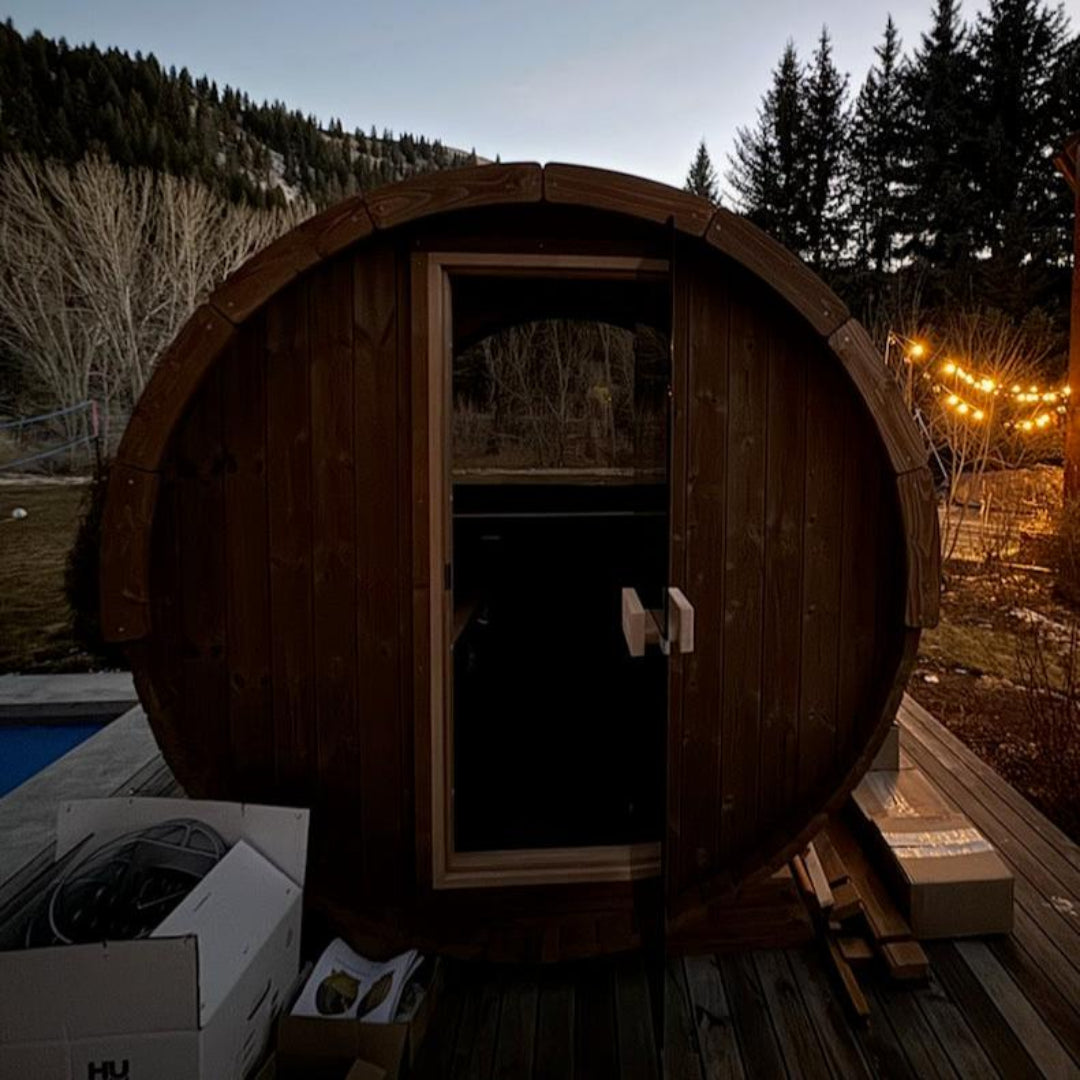 Model E8W 6-Person Sauna Barrel Front