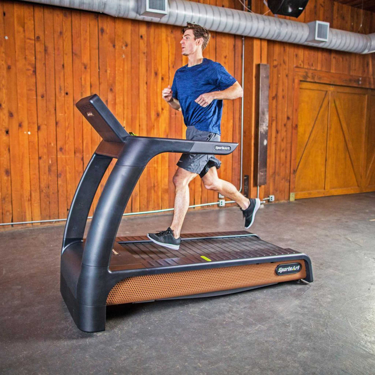 N685 treadmill male user