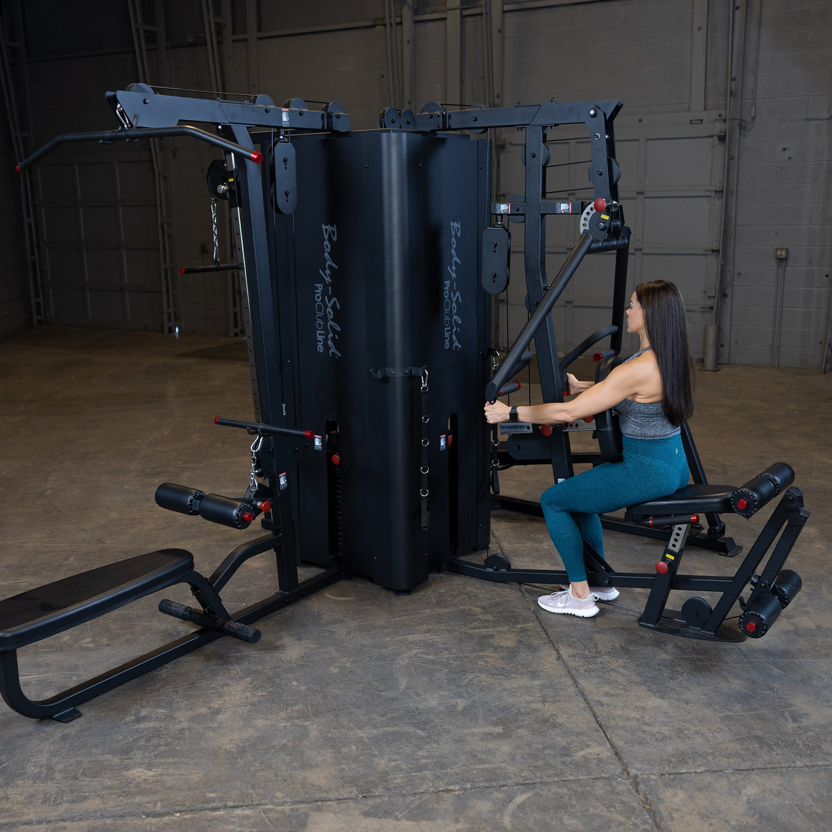 S1000 Chest Press Station