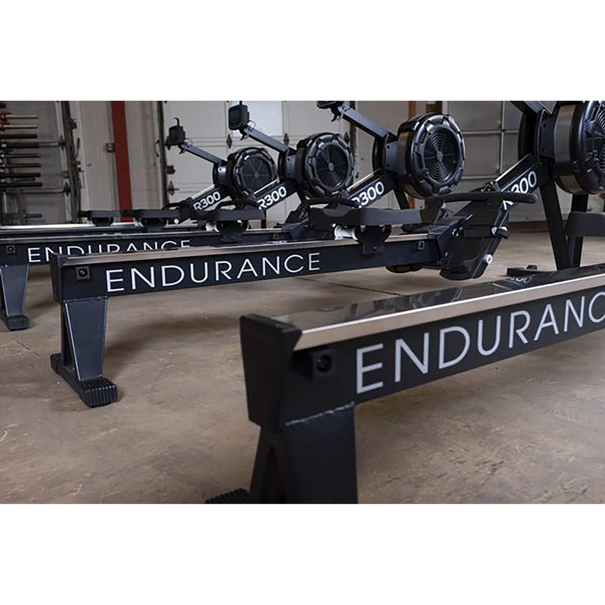 body solid endurance r300 rowing machine back view up close