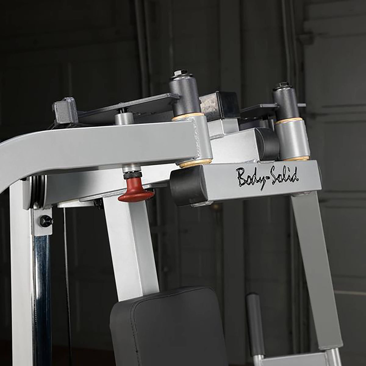 body solid plate loaded pec machine steel frame