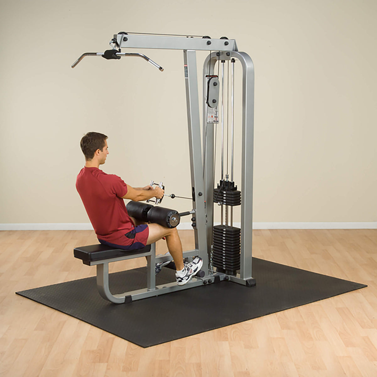 body solid pro clubline lat and mid row machine slm300g man low row