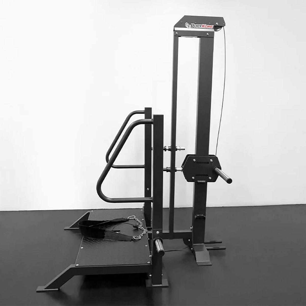 bodykore fl1834 belt squat machine side view