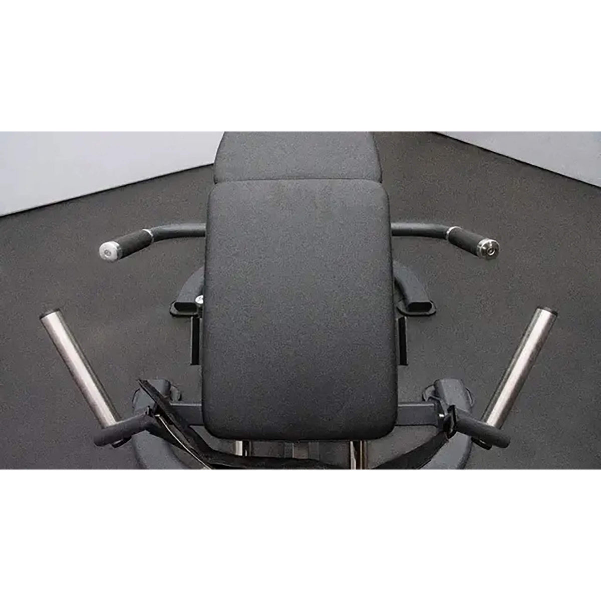bodykore glute press cf8131 backrest upclose
