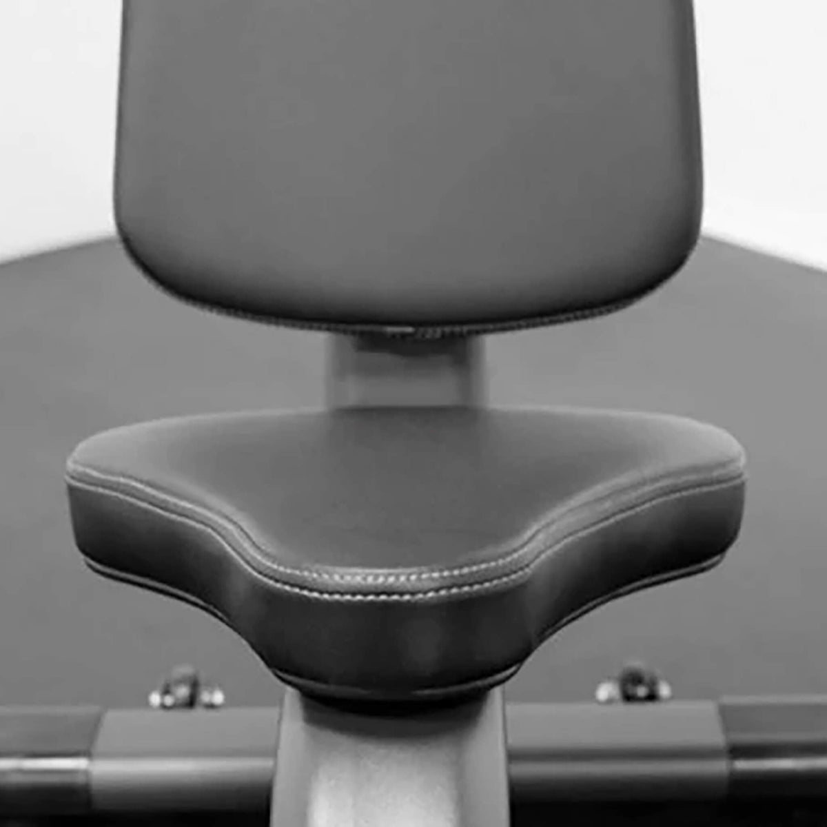 bodykore utility bench g202 comfortable padding