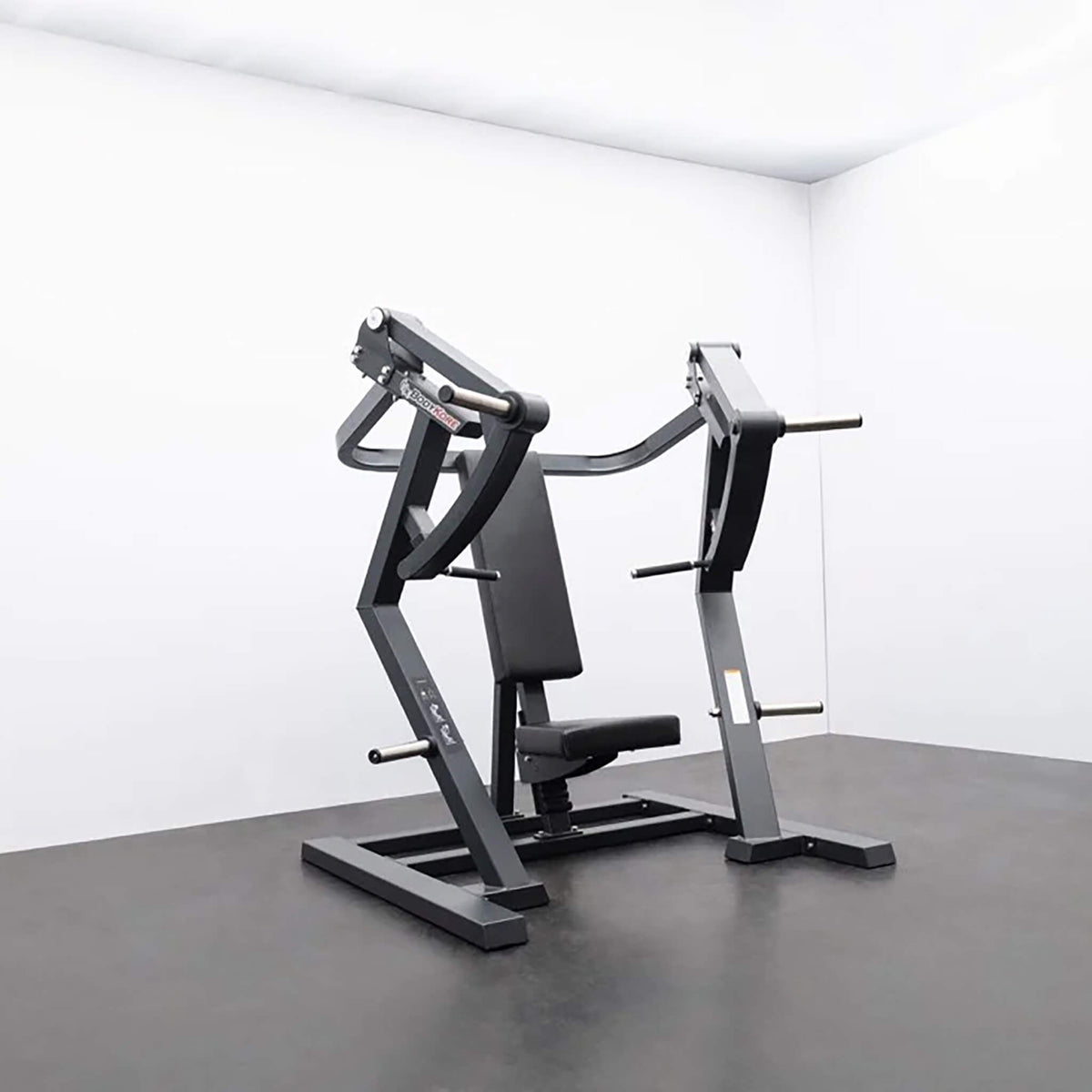 gr801 plate loaded chest press machine corner view