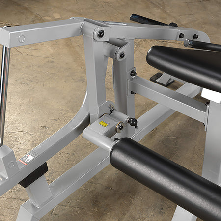 leverage leg extension lvle continuous range of motion