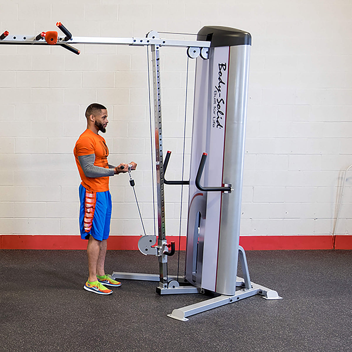 s2cco pro clubline cable crossover bicep curl standing
