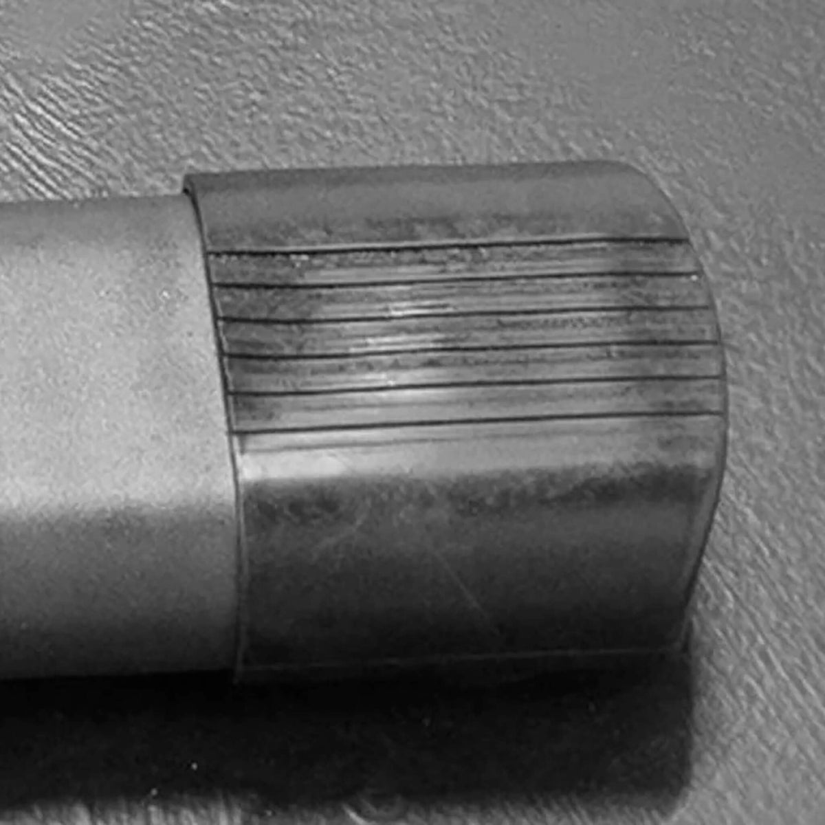 signature series g273 t bar rubber feet